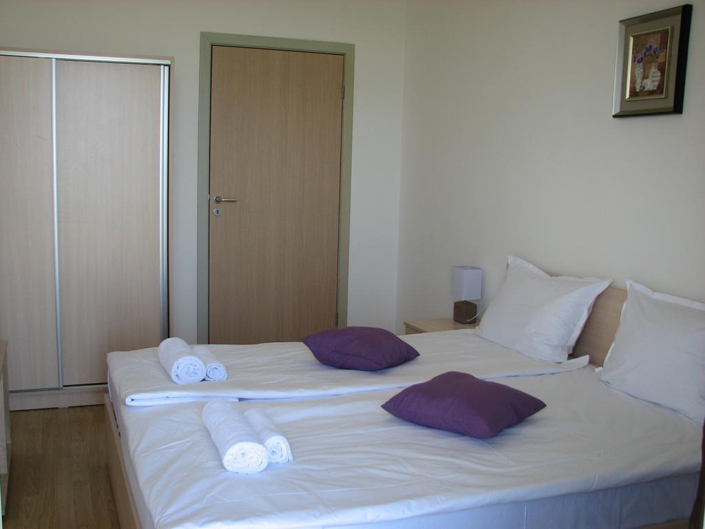 צרבו Two-Bedroom Apartment Donika מראה חיצוני תמונה